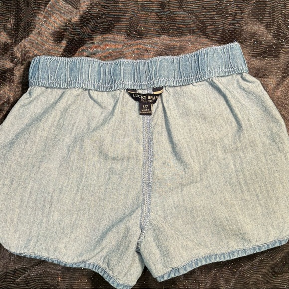 EUC Lucky Brand Girls Pull On Jean Shorts, Sz S/7, Light Wash - Picture 5 of 6